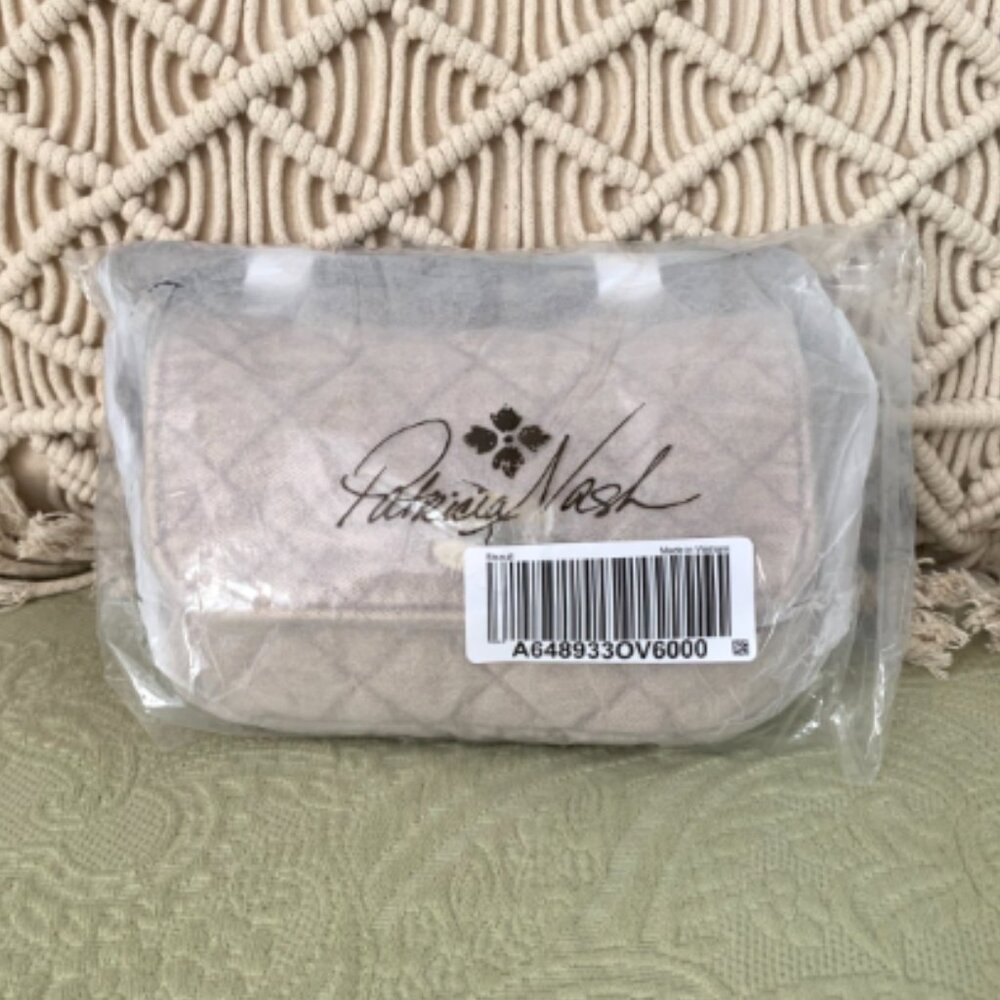 NWT PATRICIA NASH Bonny Quilted Stonewashed Denim Crossbody Bag Biscuit Beige - Picture 9 of 16